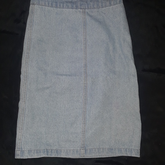 Skirt - Picture 2 of 2